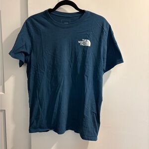 The North Face women  Short Sleeve Logo T-Shirt - Deep Teal Blue